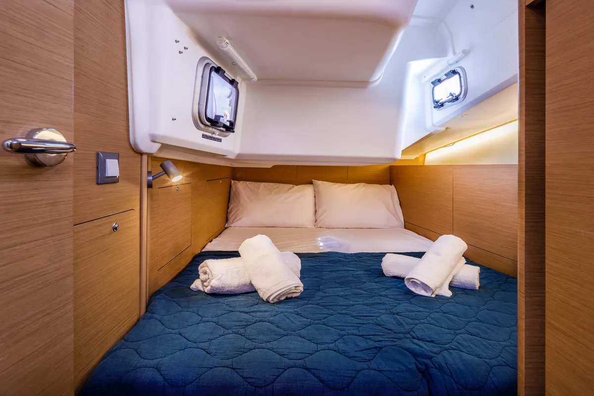 Cabin on Barracuda, a Jeanneau Sun Odyssey 410 sailboat at Benitses, Greece