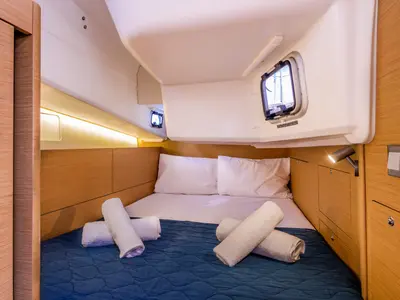 Cabin on Barracuda, a Jeanneau Sun Odyssey 410 sailboat at Benitses, Greece