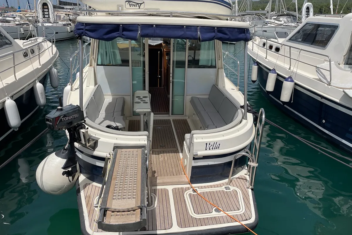 Deck of Vella, a SAS - Vektor Adria 1002 Vektor motorboat at Sukošan, Croatia