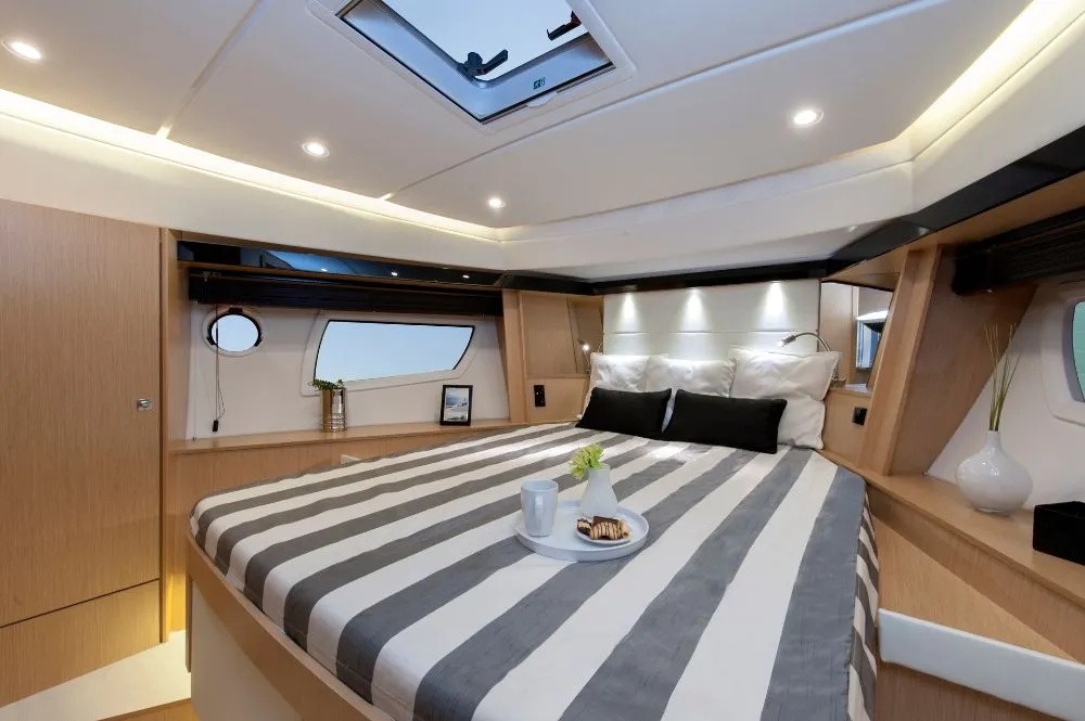 Cabin on Zanngi, a Bavaria Virtess 420 Fly motor yacht at Podstrana - Miljevac, Croatia