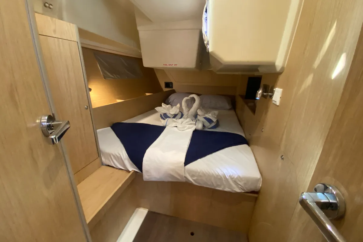 Cabin on Take a bow, a Beneteau Oceanis 411 sailboat at Road Town, British Virgin Islands