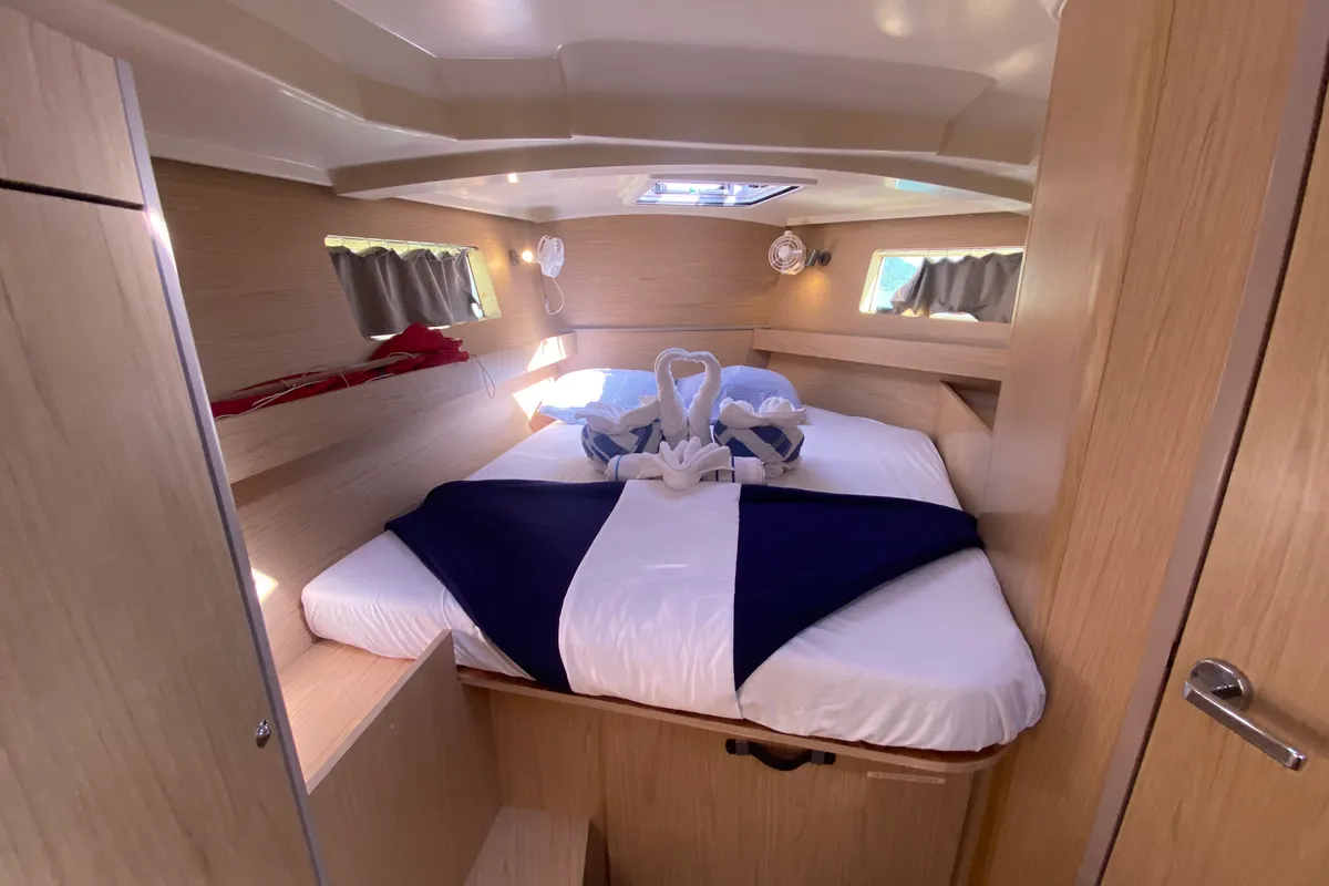 Cabin on Take a bow, a Beneteau Oceanis 411 sailboat at Road Town, British Virgin Islands