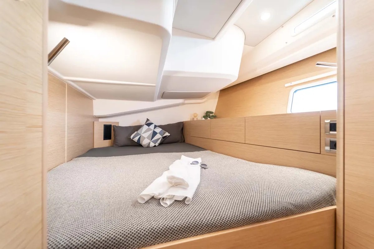 Cabin on Mare Estrella, a Hanse 508 sailboat at Grad Šibenik, Croatia