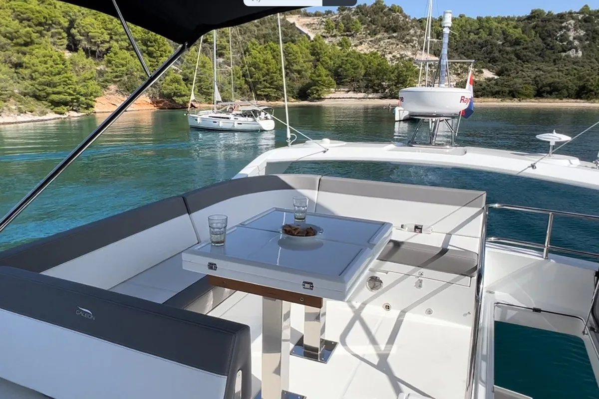 Deck of Champ Atlantis, a Galeon 500 Fly motor yacht at Grad Kaštela, Croatia