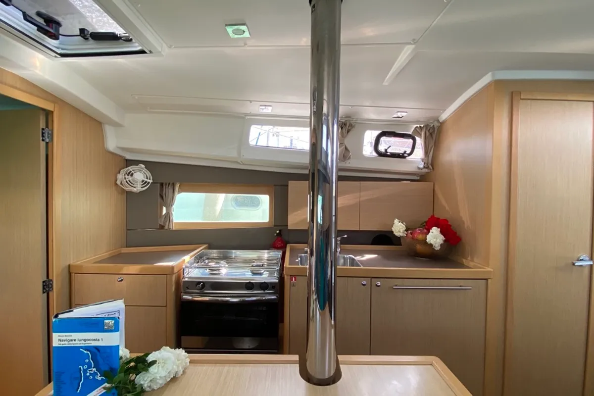 Galley of Nodus, a Beneteau Oceanis 35.1 sailboat at Rosignano Solvay, Italy