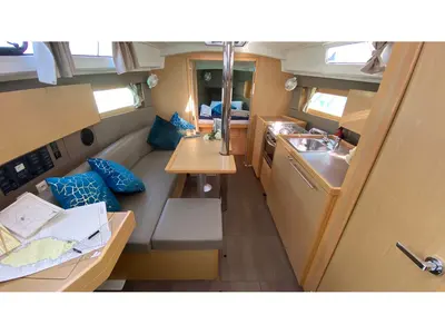 Galley of Nodus, a Beneteau Oceanis 35.1 sailboat at Rosignano Solvay, Italy