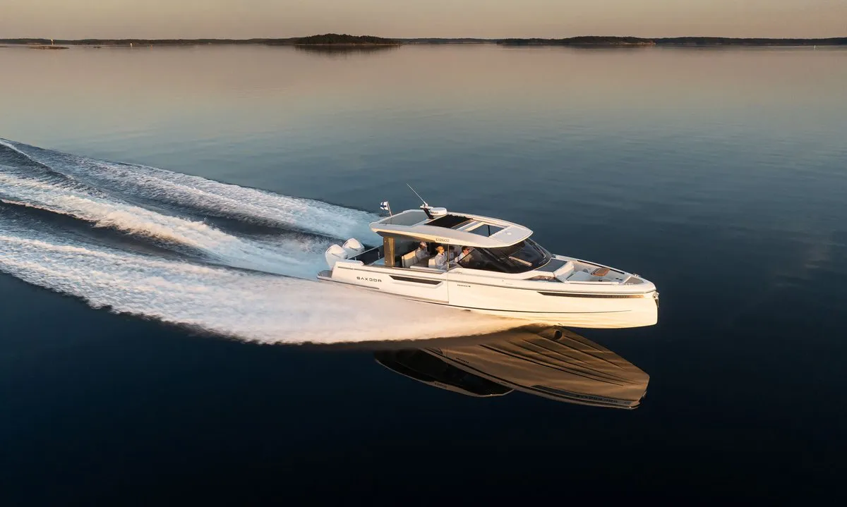 Exterior view of Tai 77, a Saxdor 400 GTO motorboat at Općina Sukošan, Croatia