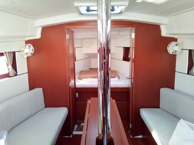 Salon of Mia, a Beneteau Oceanis 35.1 sailboat at U Pàize, Italy