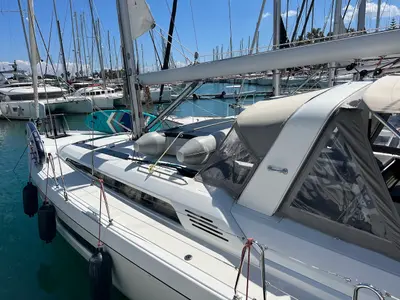 Deck of Shine, a Beneteau Oceanis 51.1 sailboat at Kontokali, Greece