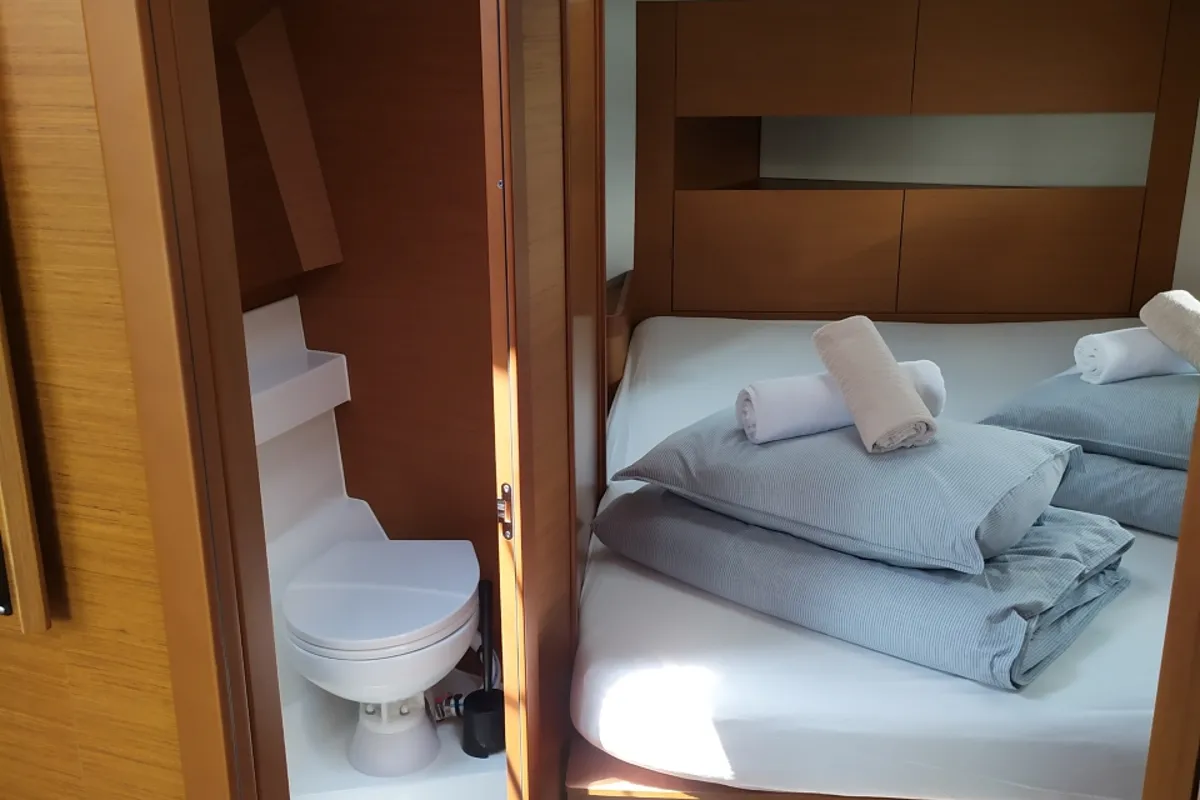Cabin on night elli, a Jeanneau Sun Odyssey 410 sailboat at Trogir, Croatia