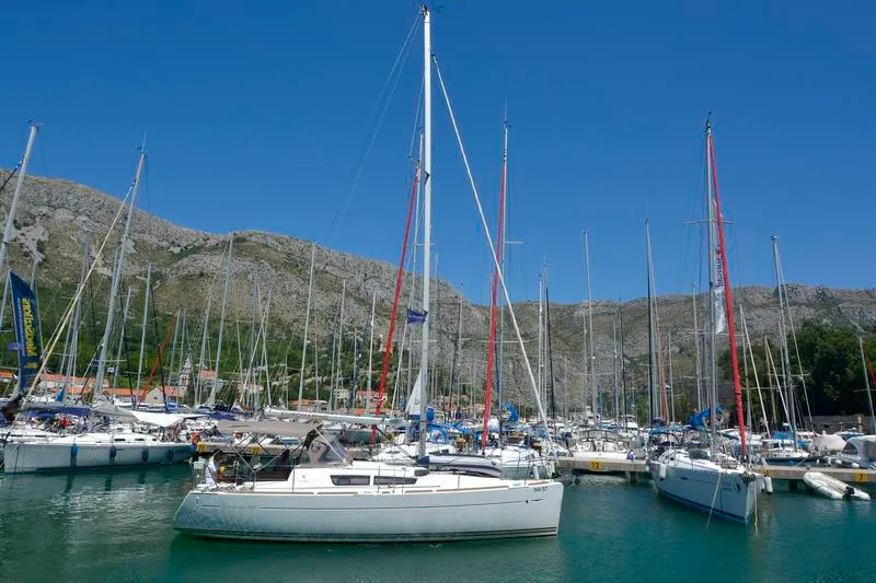 Exterior view of Hasta Siempre, a Jeanneau Sun Odyssey 33i sailboat at Dubrovnik, Croatia