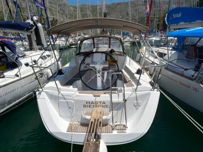 Cockpit of Hasta Siempre, a Jeanneau Sun Odyssey 33i sailboat at Dubrovnik, Croatia