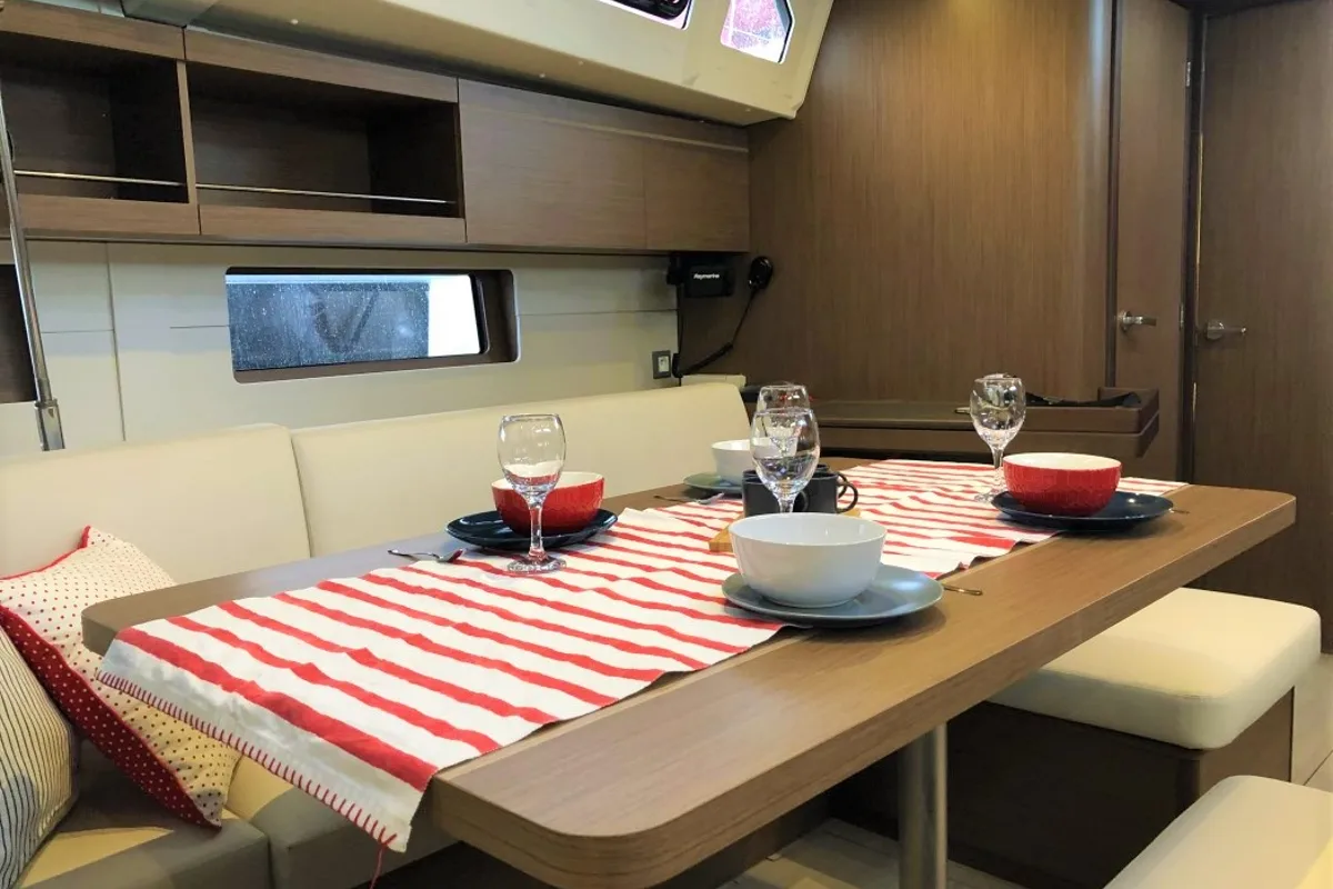 Salon of Andiamo, a Beneteau Oceanis 46.1 sailboat at Athens, Greece