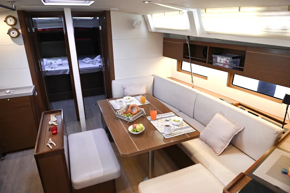 Salon of Andiamo, a Beneteau Oceanis 46.1 sailboat at Athens, Greece