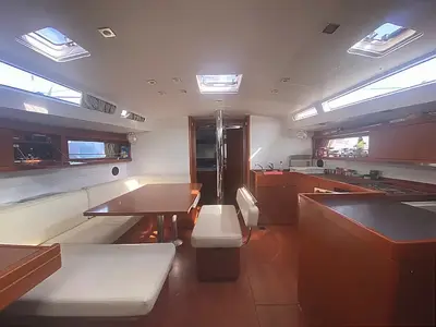Salon of Bandol, a Beneteau Oceanis 48 sailboat at Municipality of Kalamata, Greece