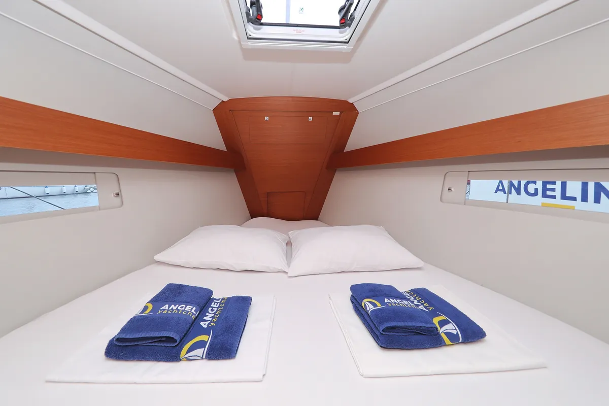 Cabin on Mona, a Dufour 412 GL sailboat at Grad Biograd na Moru, Croatia