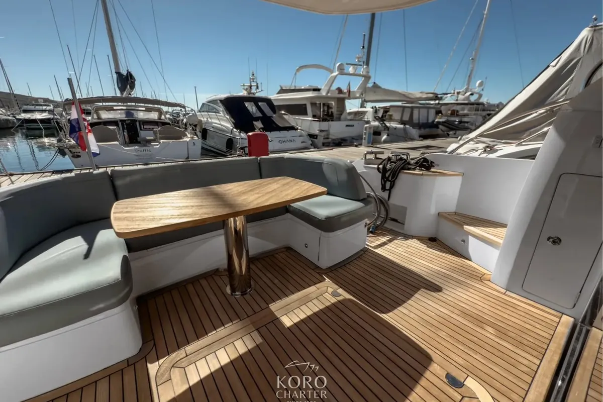 Mia, a Princess 50 Flybridge - 3 + 1 cab. motor yacht at Punat, Croatia