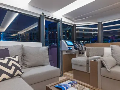 Moorings 403 PC Exclusive
