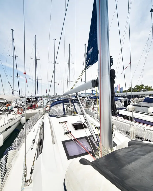 Playmaker, a Beneteau Oceanis 43 sailboat at Općina Sukošan, Croatia