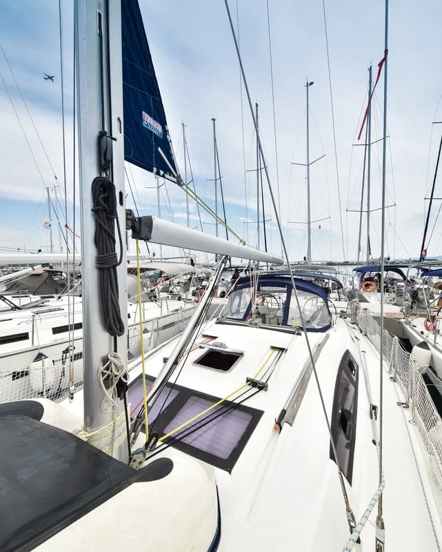 Playmaker, a Beneteau Oceanis 43 sailboat at Općina Sukošan, Croatia