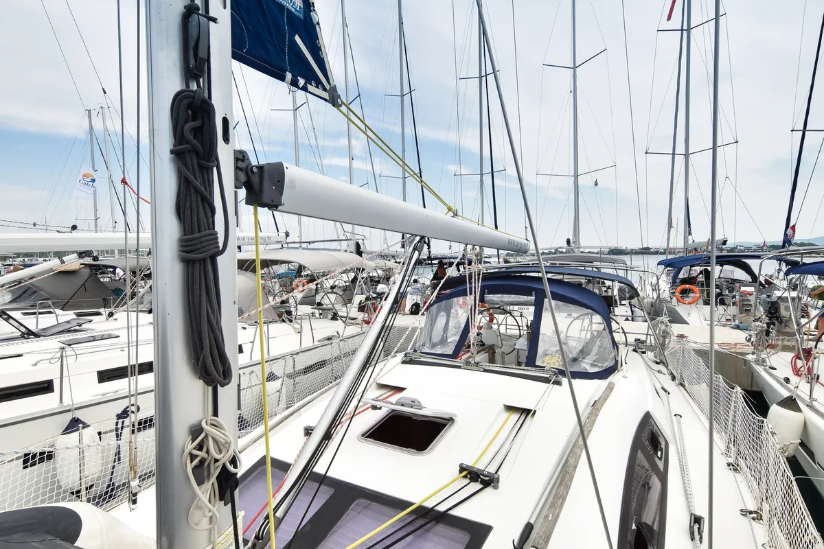 Playmaker, a Beneteau Oceanis 43 sailboat at Općina Sukošan, Croatia