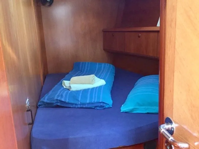Cabin on Felicita, a Jeanneau Sun Odyssey 54 DS sailboat at Kontokali, Greece