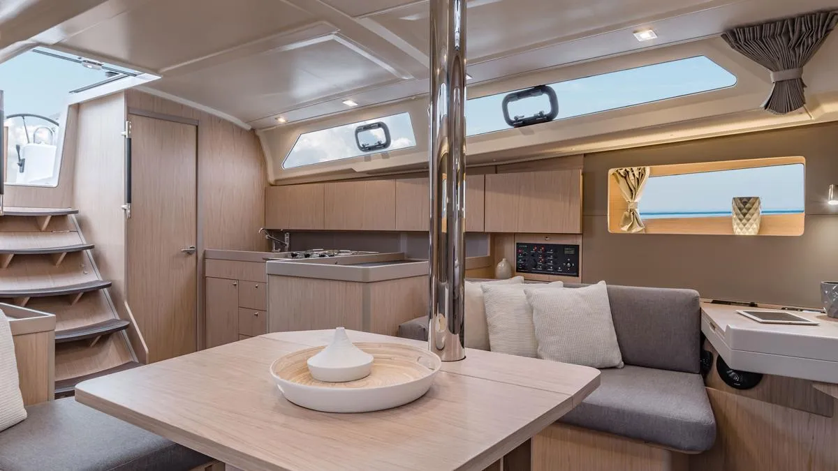 Salon of Sunsail 41.1 Classic, a Beneteau Oceanis 411 sailboat at Procida, Italy