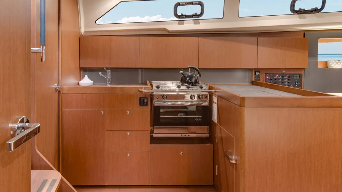 Galley of Sunsail 41.1 Classic, a Beneteau Oceanis 411 sailboat at Procida, Italy
