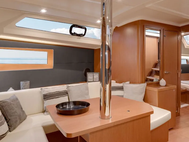 Salon of Sunsail 41.1 Classic, a Beneteau Oceanis 411 sailboat at Procida, Italy