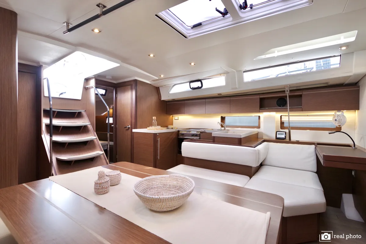 Salon of Jack, a Beneteau Oceanis 51.1 sailboat at Cannigione, Italy