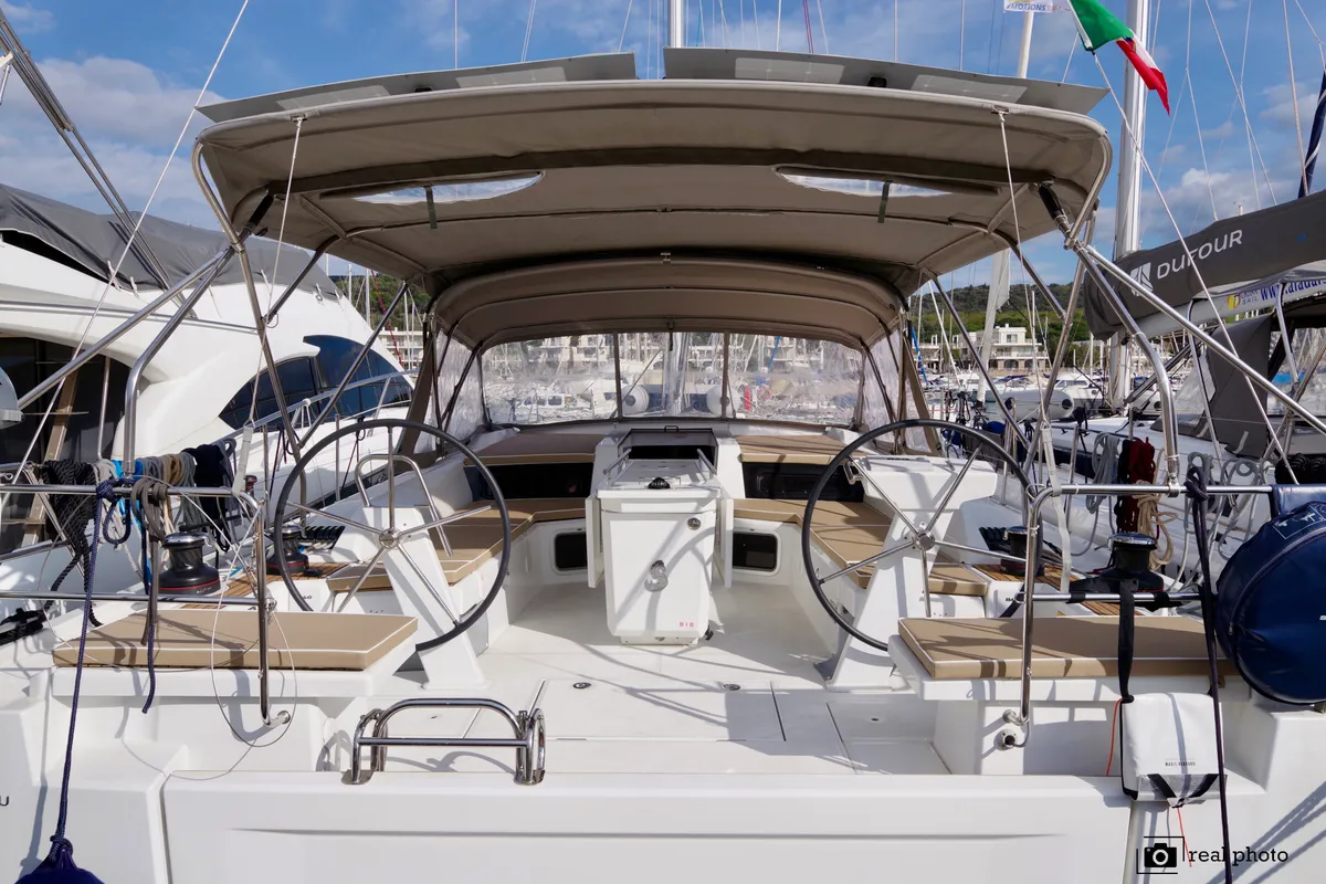 Cockpit of Jack, a Beneteau Oceanis 51.1 sailboat at Cannigione, Italy