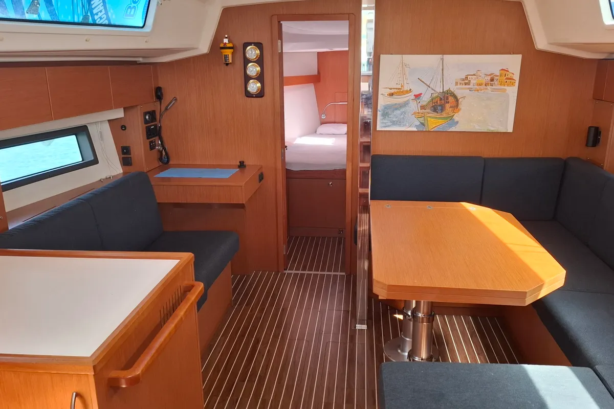 Salon of Balarina, a Bavaria C42 sailboat at Lefkada, Greece
