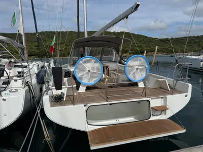 Smile Inside, a Beneteau First 44 sailboat at Tonnarella, Italy