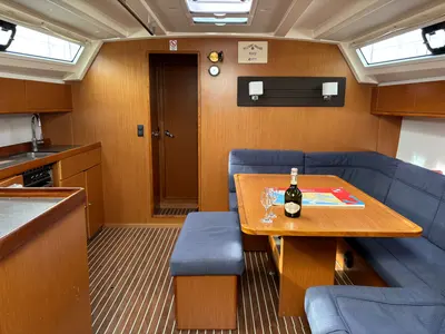 Salon of Kore, a Bavaria Cruiser 46 sailboat at Općina Pakoštane, Croatia