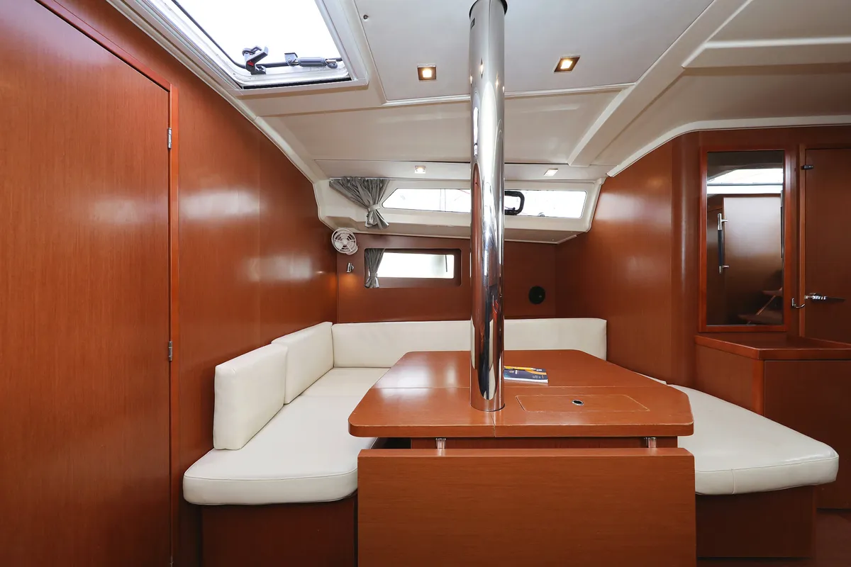 Salon of Dream Course, a Beneteau Oceanis 41.1 sailboat at Vodice, Croatia