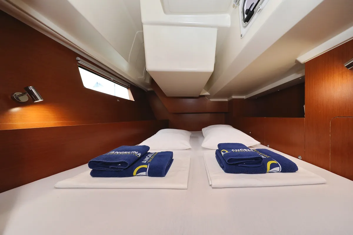 Cabin on Dream Course, a Beneteau Oceanis 41.1 sailboat at Vodice, Croatia