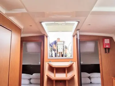 Salon of Auka, a Bavaria C42 sailboat at Rogoznica, Croatia