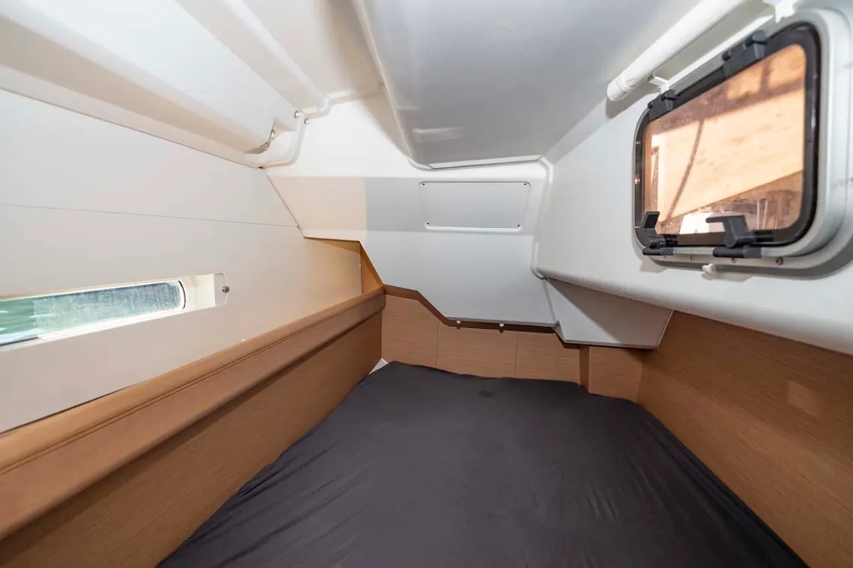Cabin on Marie, a Jeanneau Sun Odyssey 389 sailboat at Felanitx, Spain