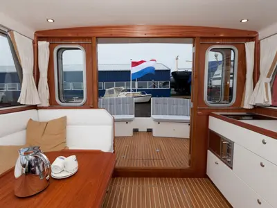 Salon of Neptunus, a Gulet Brandsma Luna 40 motorboat at Heukelum, Netherlands