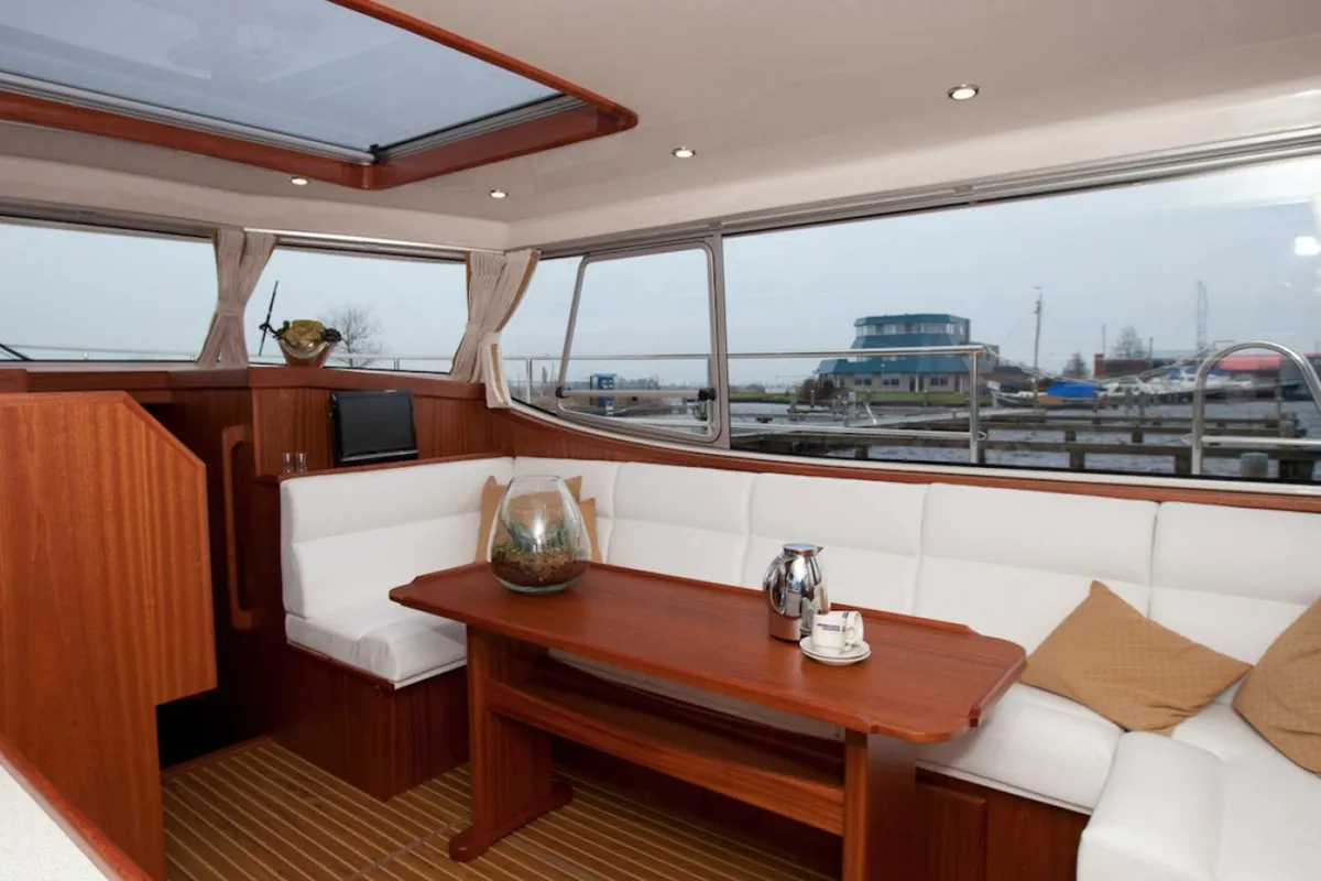 Salon of Neptunus, a Gulet Brandsma Luna 40 motorboat at Heukelum, Netherlands