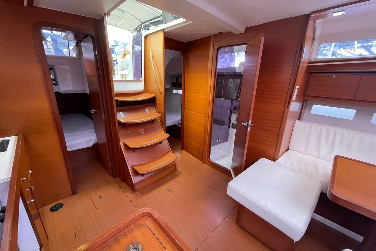 Salon of Tigre do Mar, a Dufour 410 Grand Large sailboat at Angra dos Reis, Brazil