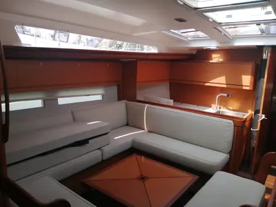 Salon of Moscow Mule, a Dufour 520 GL sailboat at Milazzo, Italy