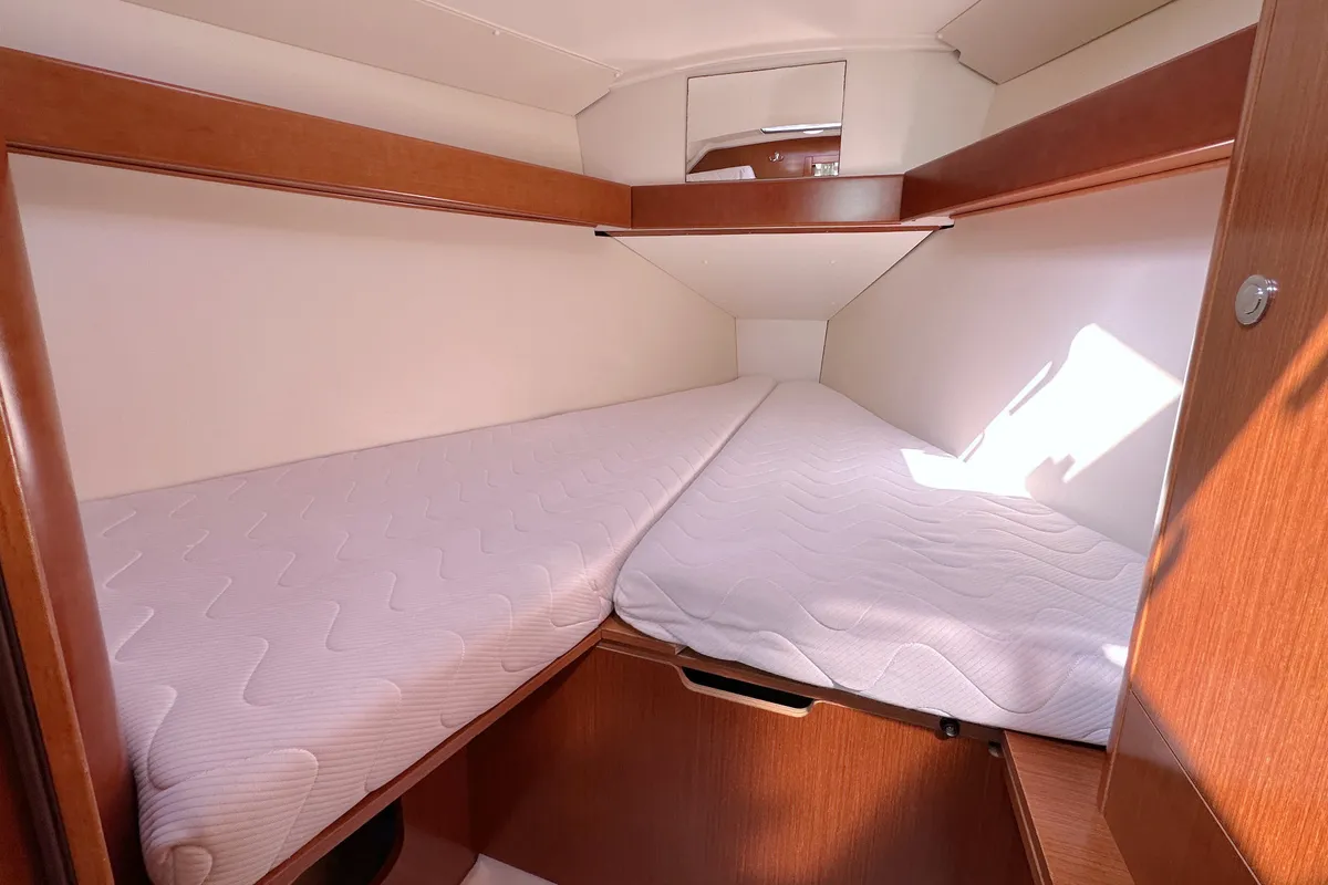 Cabin on Poldi, a Beneteau Oceanis 31 sailboat at Heiligenhafen, Germany