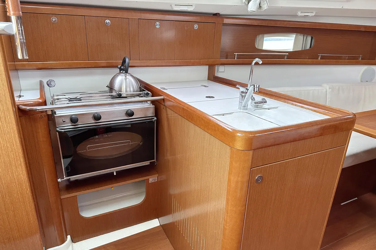 Galley of Poldi, a Beneteau Oceanis 31 sailboat at Heiligenhafen, Germany