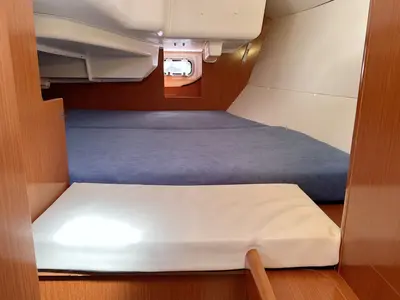 Cabin on Poldi, a Beneteau Oceanis 31 sailboat at Heiligenhafen, Germany