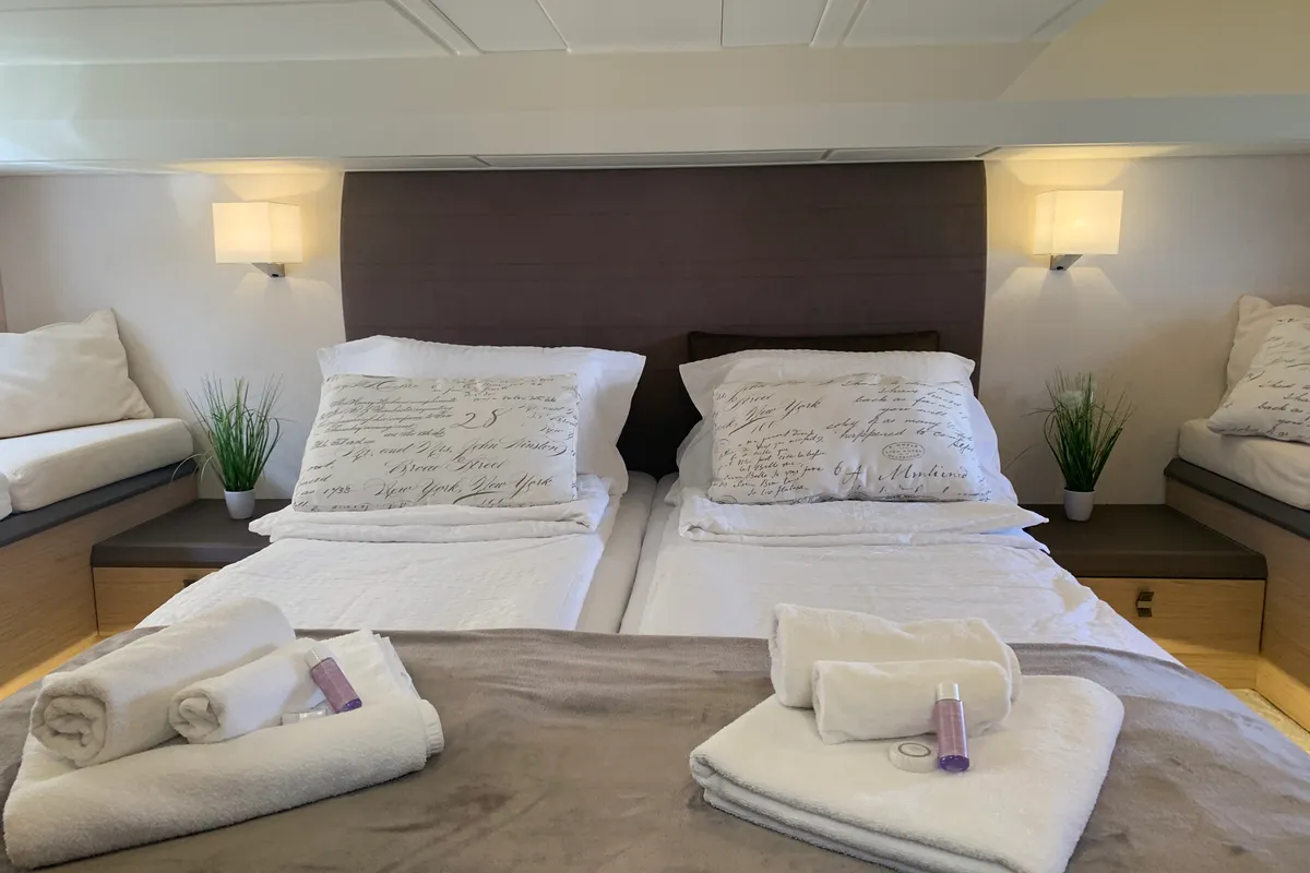 Cabin on Sundowner, a Beneteau Monte Carlo 5 motorboat at Grad Trogir, Croatia
