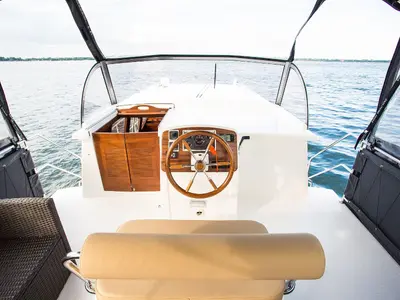 Cockpit of Nautiner 40.3 AFT, a Nautiner 40.3 AFT motorboat at Wilkasy, Poland