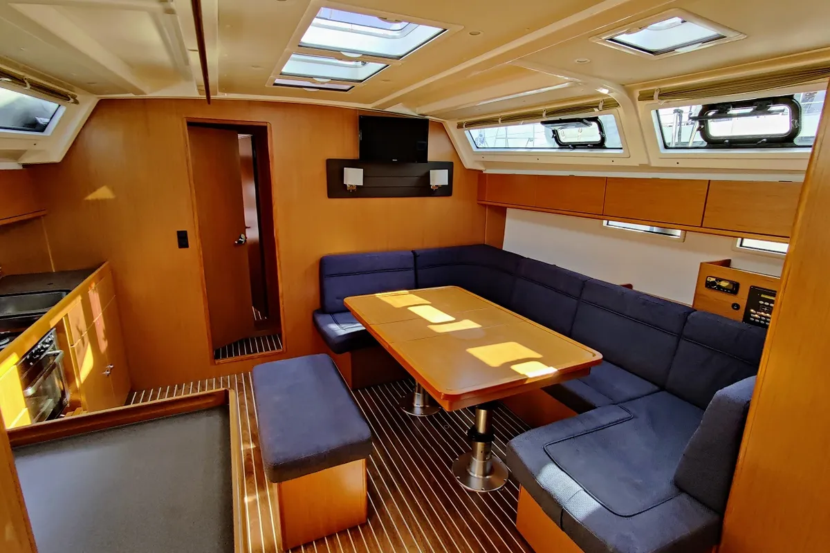 Salon of Val4, a Bavaria Cruiser 46 sailboat at Općina Sukošan, Croatia