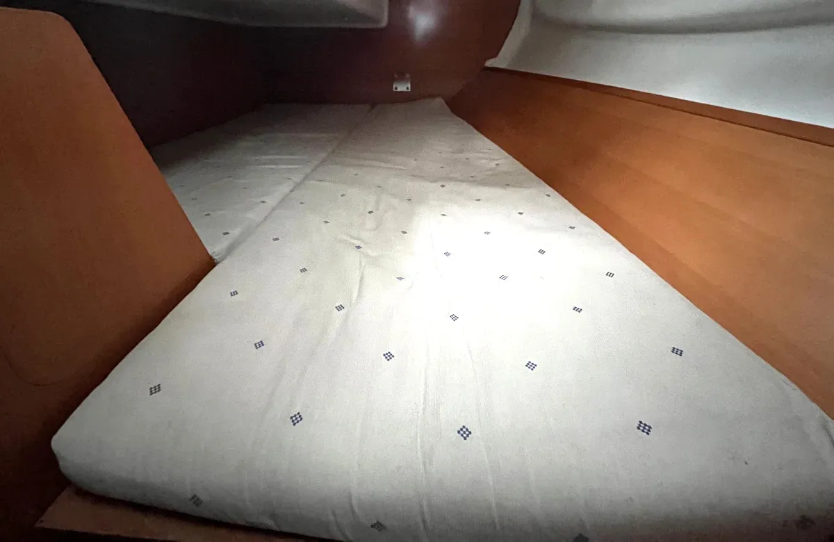 Cabin on Tiaga, a Beneteau First 31.7 sailboat at Saint-Cast-le-Guildo, France