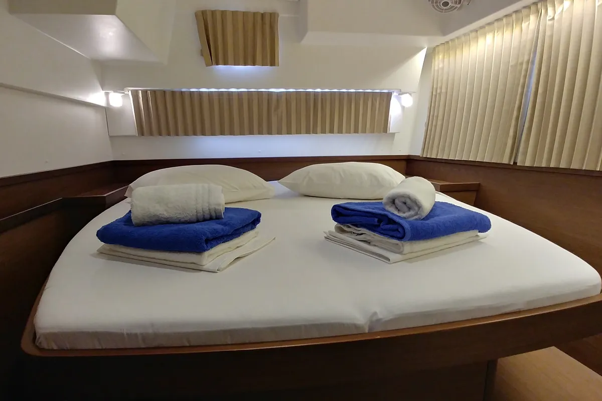 Cabin on Sao, a Lagoon 42 catamaran at Volos, Greece